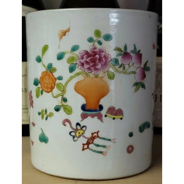 Antique 19th Century Chinese Famille Rose Porcelain Brush Pot Decorated With Flowers and Altar Fruit For Sale - Image 13 of 13