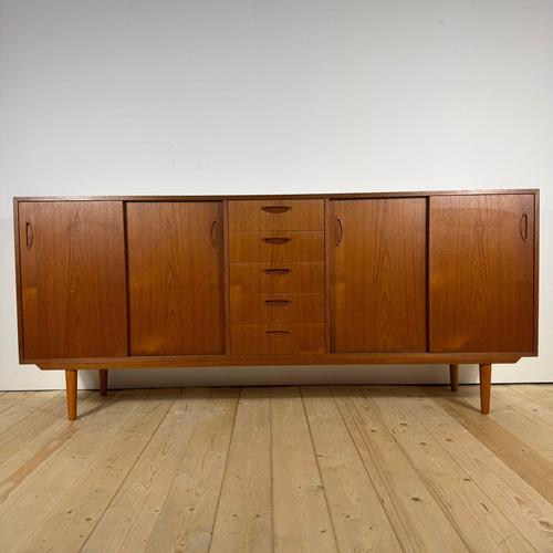Mid-Century Modern Danish Teak Sideboard with Drawers and Sliding Doors, 1960s For Sale - Image 4 of 9
