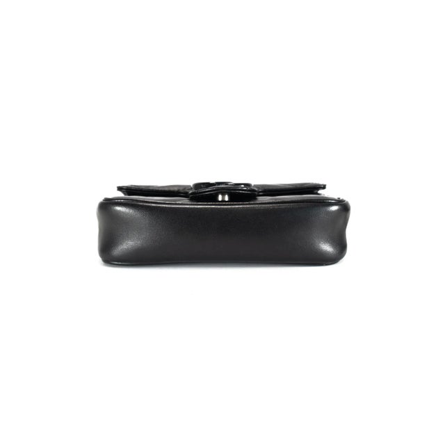 Black Gucci Gg Black Calfskin Matelasse Monochrome Marmont Chain Belt Bag For Sale - Image 8 of 12