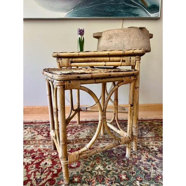 1960s 1960s Mid-Century Bohemian Woven Wicker & Rattan, Bamboo Sunburst Nesting Tables - Set of 2 For Sale - Image 5 of 9