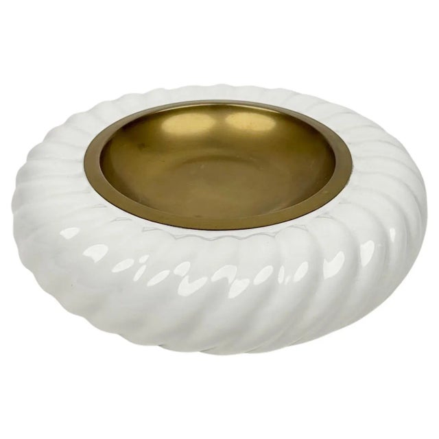Italian Ashtray in White Ceramic and Brass by Tommaso Barbi, 1970s For Sale - Image 12 of 12