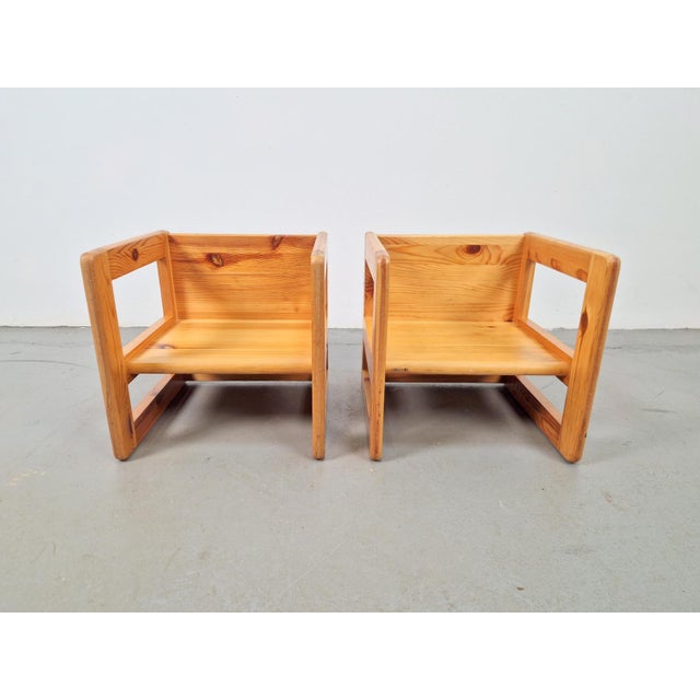 1970s Pine Children's Table Chairs attributed to Marcel Gascoin, France, 1970s, Set of 2 For Sale - Image 5 of 9