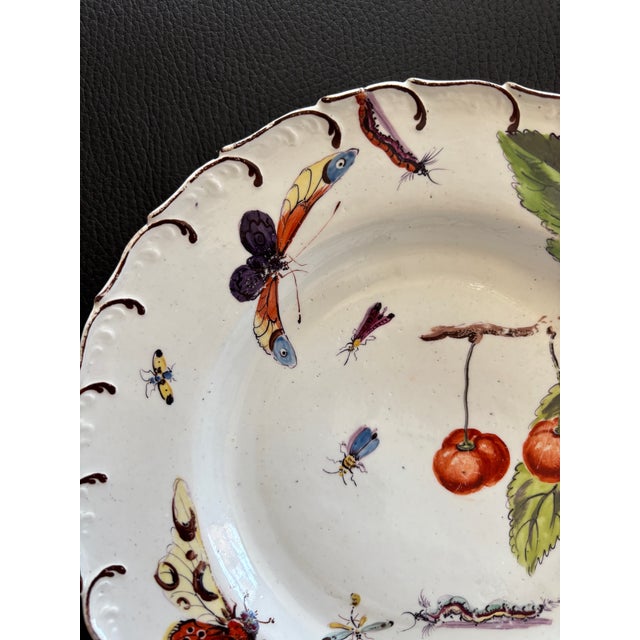 Derby Porcelain Chelsea “Hans Sloane Series” Botanical Dessert Plate Depicting Insects Unmarked For Sale - Image 4 of 9