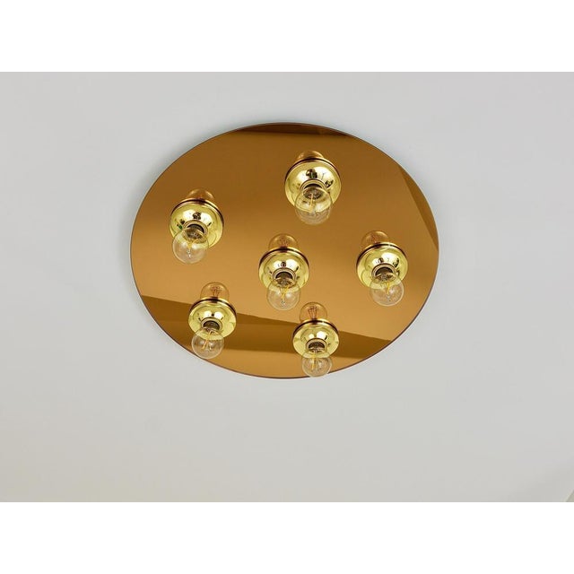 Metal Italian Fontana Arte Style Gold Bronze Sconce in Mirrored Glass, 1970s For Sale - Image 7 of 18