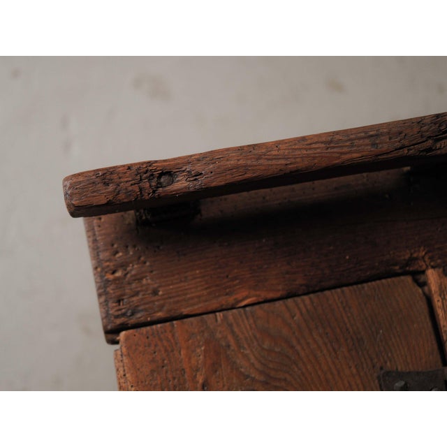 19th Century Mountain Folk Art Pine Storage Bench, France For Sale - Image 17 of 18