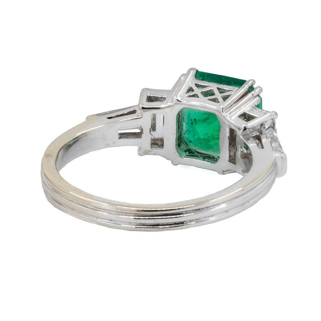 Colombian Emerald Ring For Sale - Image 4 of 5