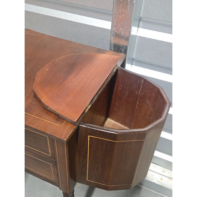 Early 20th Century Federal Style Inlaid Mahogany Sewing Table Cabinet For Sale In Phoenix - Image 6 of 12