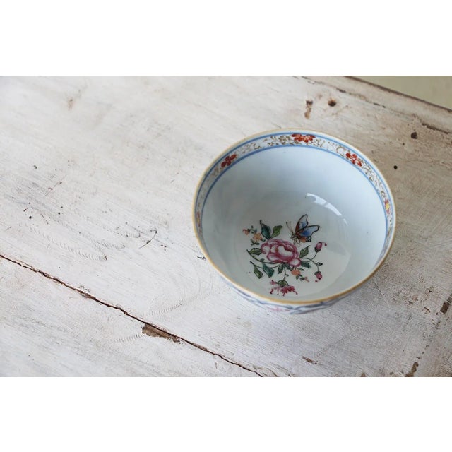 18th Century Qianlong Porcelain Bowl Depicting Scenes For Sale - Image 9 of 13