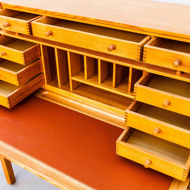 1980s Restored Danish Modern Solid Pine Rolltop Desk by Andreas Hansen For Sale In Los Angeles - Image 6 of 18