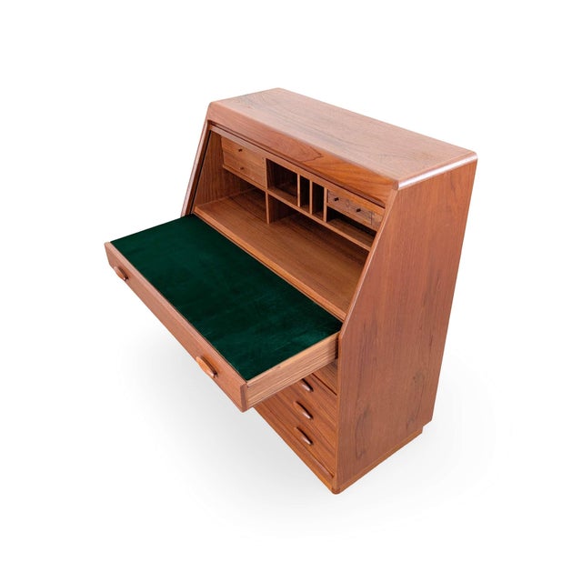 Mid-Century Secretary with Chest of Drawers in Teak from Dyrlund For Sale - Image 5 of 10