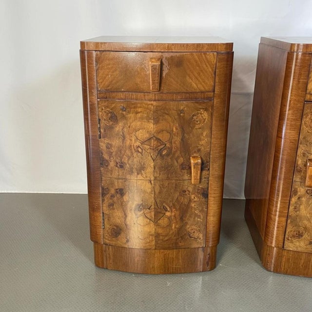 Art Deco Walnut Burr Bedside Tables, Set of 2 For Sale - Image 3 of 15