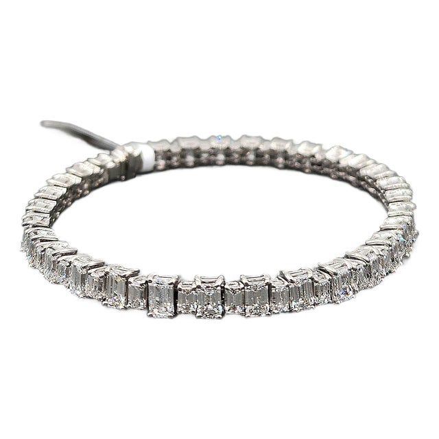 13.13 Ct Emerald Cut & Baguette Diamond Bracelet For Sale