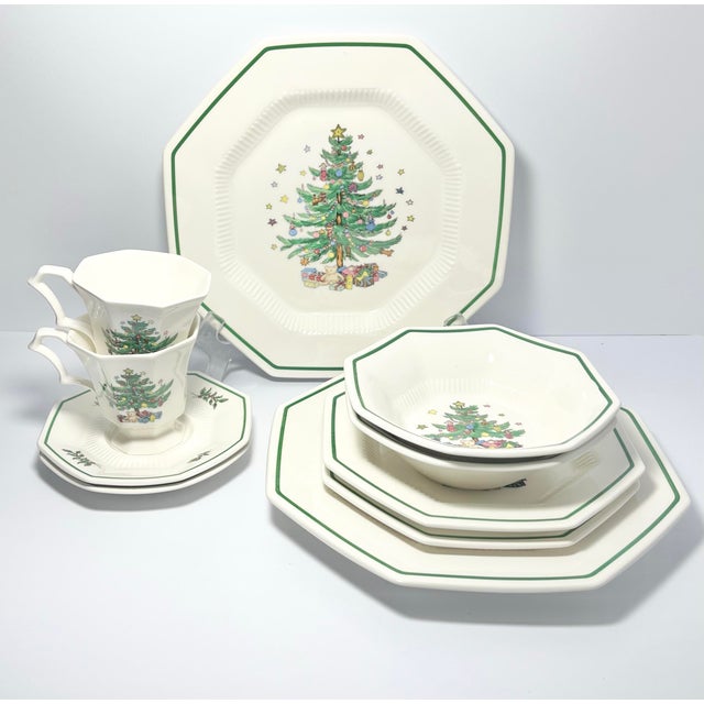 Contemporary 1990s Nikko “Christmastime” 10-Piece Ceramic New Dinnerware Set For Sale - Image 3 of 6