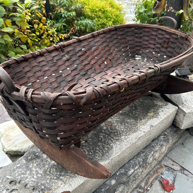 "Inscribed Federal Era C. 1811 Adirondack Woven Splint Baby Cradle Rocker — Hand-Carved 'Heidi 11' Provenance" For Sale - Image 12 of 12