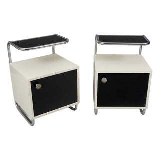 Czech Bauhaus Bedside Tables in Chrome-Plated Steel, 1940s, Set of 2 For Sale