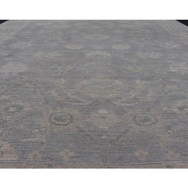 Early 21st Century Modern Oushak With Floral Motifs With Cream, Grey, Blue, and Powder Blue For Sale - Image 5 of 12