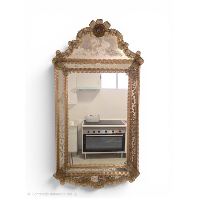 Venetian Murano Glass Wall Mirror with Floral Engraving and Amber Details, 1950 For Sale - Image 4 of 11