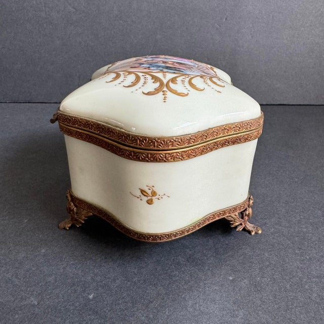 French Porcelain Casket Trinket Box Hand Painted Courting Couple Dancing Scene For Sale - Image 6 of 12