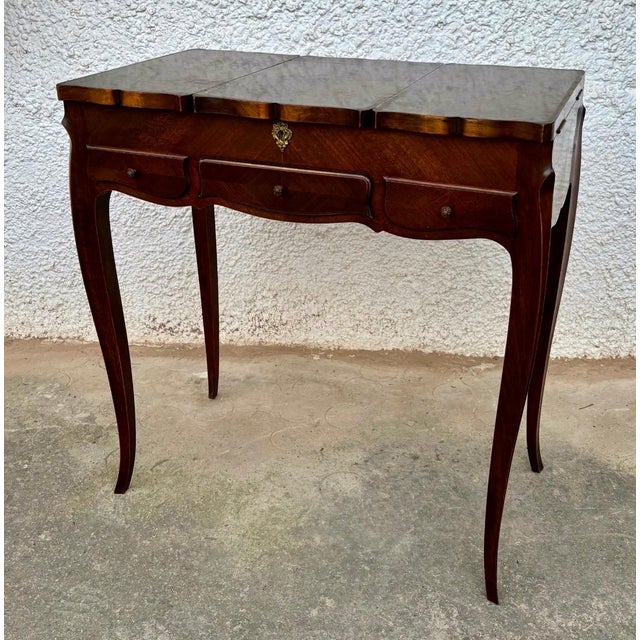 1940s French Louis XV Vanity Table with Mirror and Side Drop Leaves For Sale - Image 6 of 10