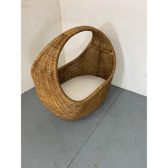 Vintage Wicker and Bamboo Basket Baby Bed attributed to Gebroeders Jonkers for Noordwolde, Netherlands, 1960s For Sale - Image 17 of 18