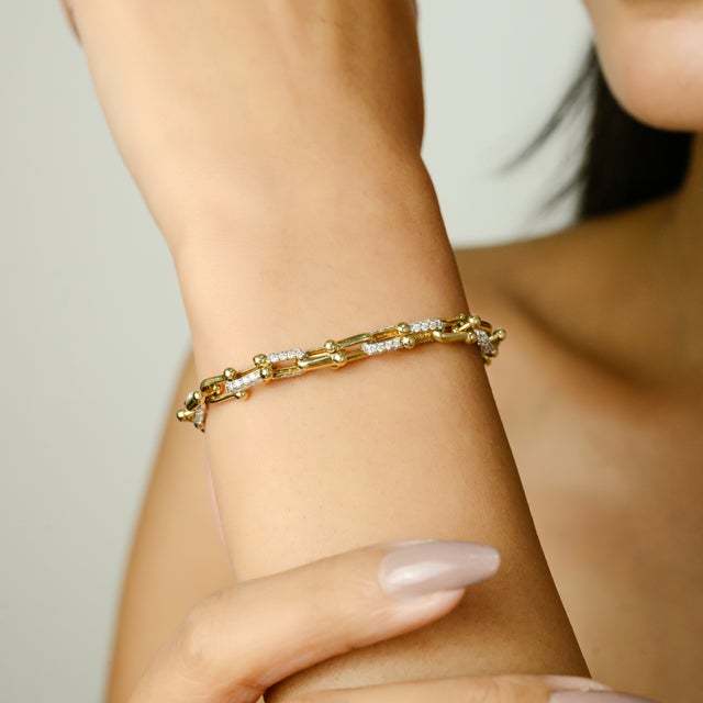 Modern 14k Gold Diamond Paperclip Link Bracelet For Sale - Image 4 of 11