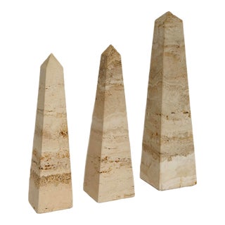 1970s F.lli Fratelli Mannelli Italian Rapolano Travertine Obelisks - A Set of 3 For Sale