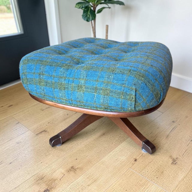 Wood 1960s Heywood-Wakefield Danish Modern Walnut Wingback Lounge Chair & Swivel Ottoman For Sale - Image 7 of 16