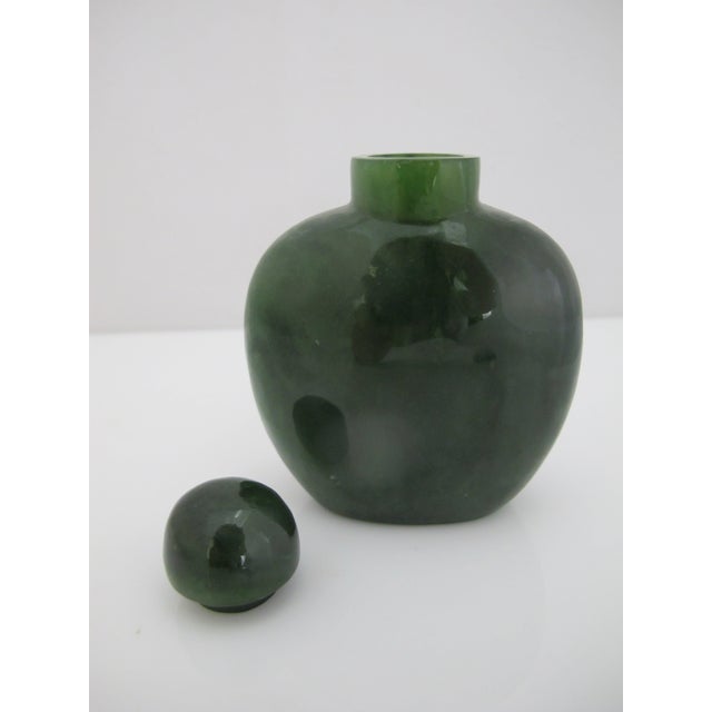 Antique Chinese Spinach Green Jade Snuff Bottle For Sale In Portland, OR - Image 6 of 9