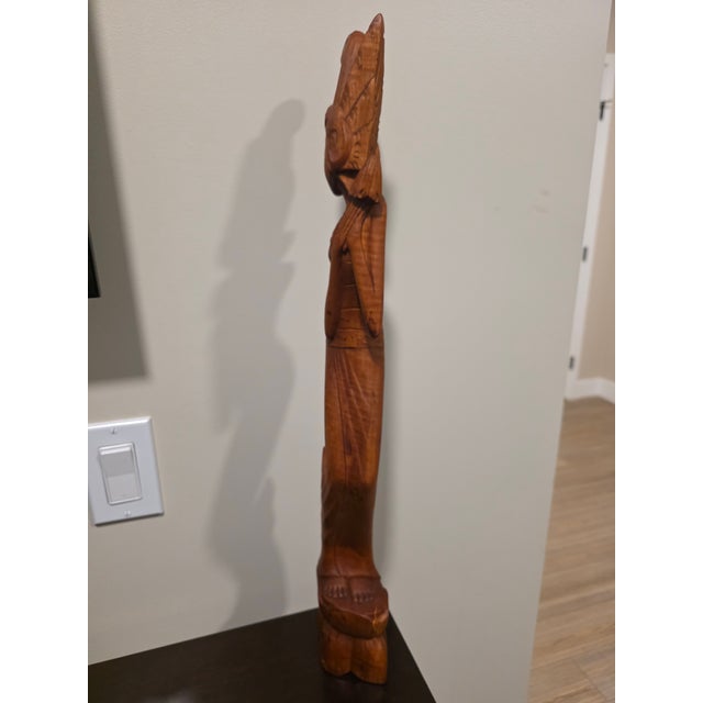 Vintage Mid-Century Balinese Modernist 23.5-Inch Temple Maiden With Lotus For Sale In Phoenix - Image 6 of 12