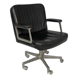 Italian Modern Leather and Metal Armchair by Osvaldo Borsani for Tecno, 1970s For Sale