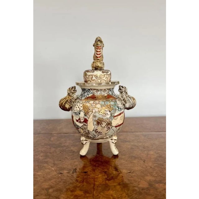 1900 - 1909 Satsuma Vase & Cover, 1900s For Sale - Image 5 of 7