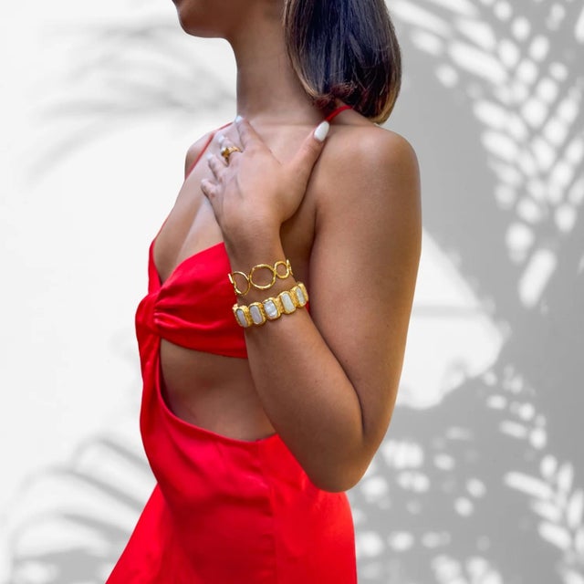 Cleopatra Golden Cuff Bracelet For Sale - Image 4 of 7