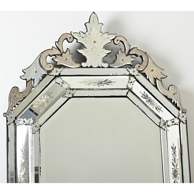 Traditional Italian 19th Century Venetian Mirror For Sale - Image 3 of 17
