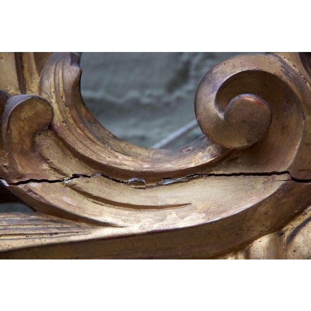 Rococo 19th Century Italian Rococo Giltwood Mirror With Acanthus Design For Sale - Image 3 of 7