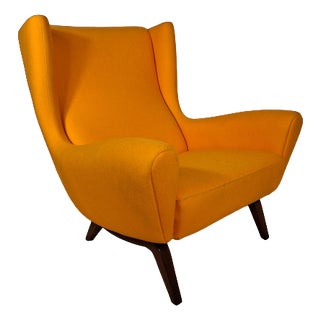 Model 110 Chair by Illum Wikkelsø for Søren Willadsen, Denmark, 1950s For Sale