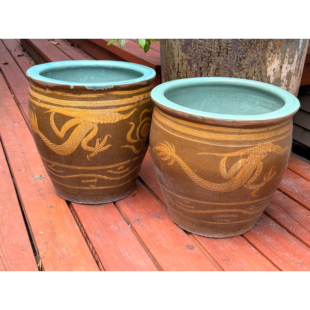 1930s Large Chinese Glazed Terracotta Earthenware Planter Set Decorated With Dragons Egg Pots For Sale - Image 5 of 18