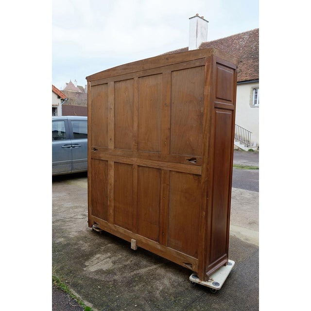 Art Nouveau Walnut Bookcase by Louis Majorelle, 1890s For Sale - Image 11 of 15