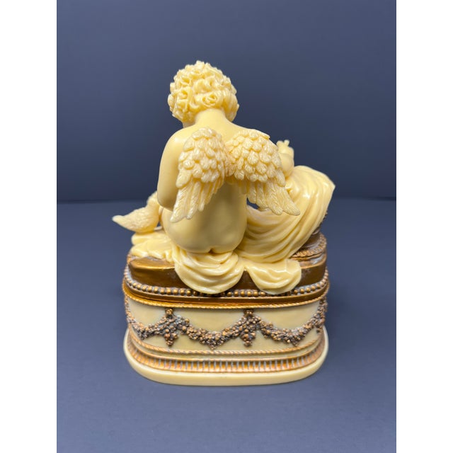 Late 20th Century Neoclassical Style Lidded Resin Trinket Box With Cherub For Sale - Image 4 of 9