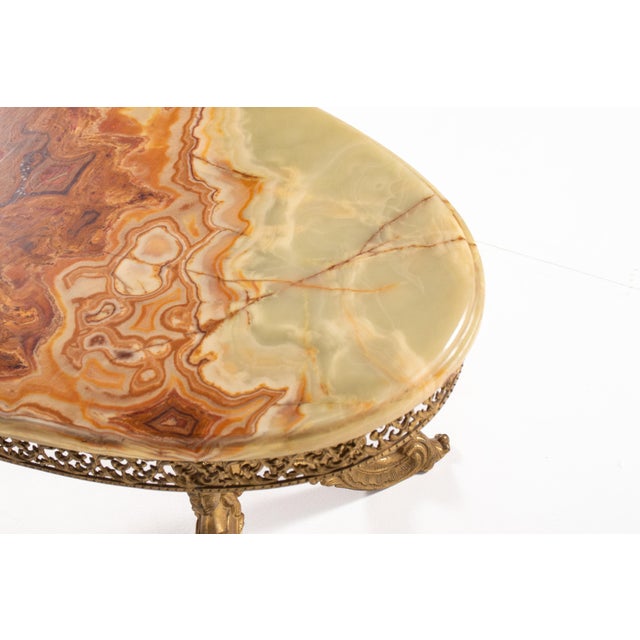 Vintage Hollywood Regency Oval Onyx Coffee Table with Gilt Brass Base, France, 1960s For Sale - Image 13 of 16