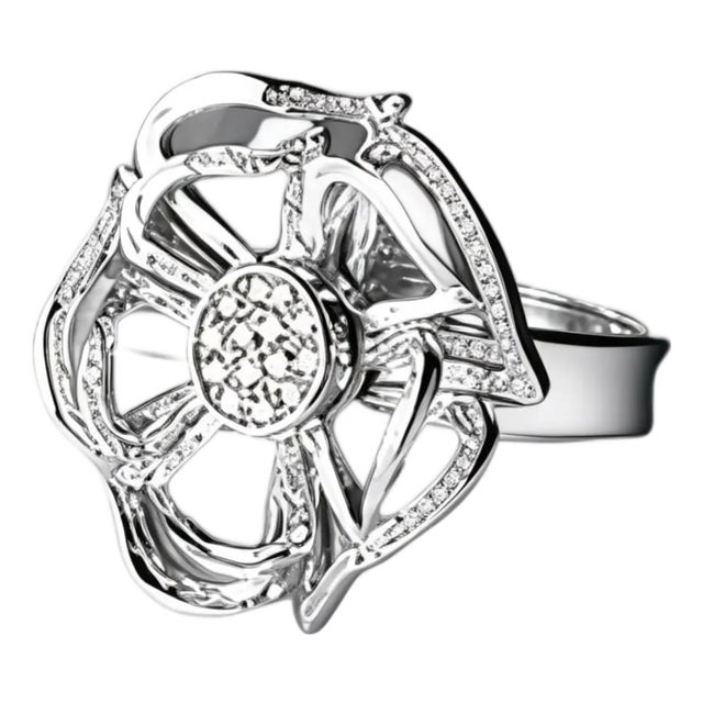 Late 20th Century14K White Gold Filigree Diamond Floral Cocktail Ring, Size 7.5 For Sale