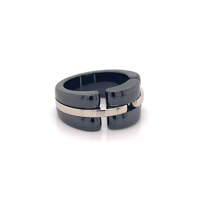 25463 - Chanel Ultra Black Ceramic 18k White Gold Band Ring