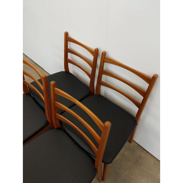 Set of 4 Vintage Mid Century Modern Dining Chairs by Greaves & Thomas For Sale - Image 9 of 9
