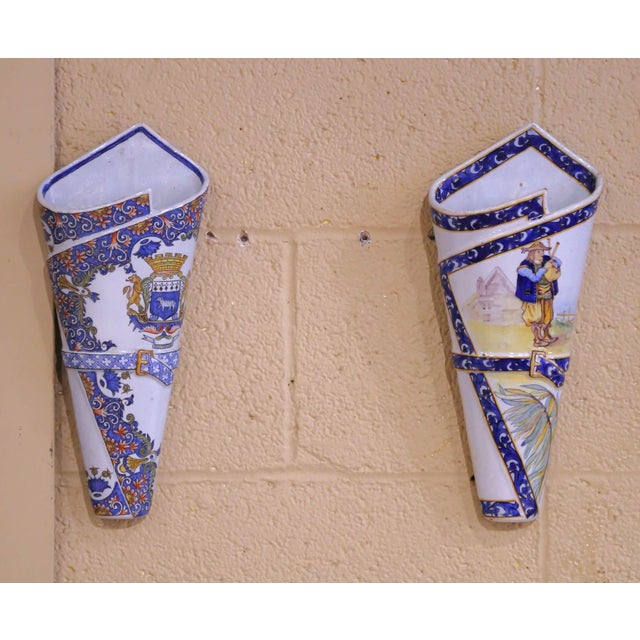 Pair of 19th Century French Porquier-Beau Quimper Faience Wall Vases For Sale - Image 4 of 14