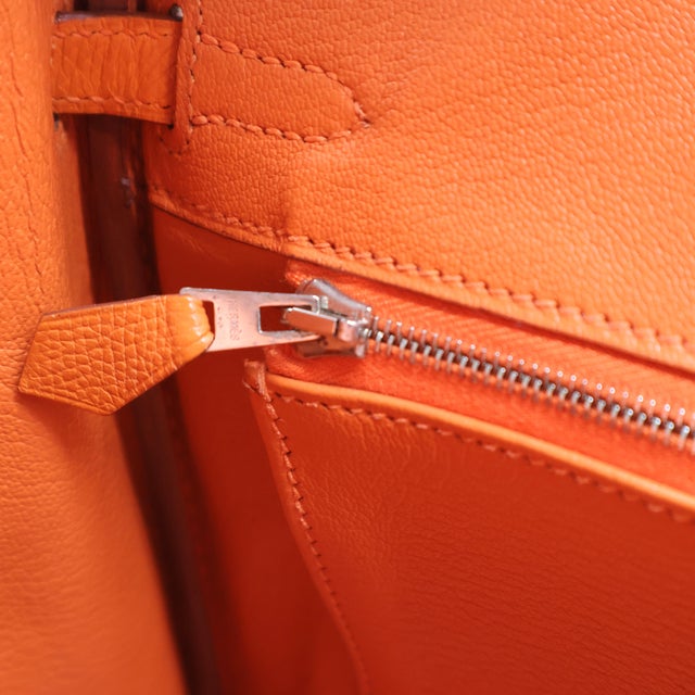 Hermès "Orange H" Epsom Leather 25cm Birkin Bag With Palladium Hardware, 2007. For Sale - Image 14 of 14