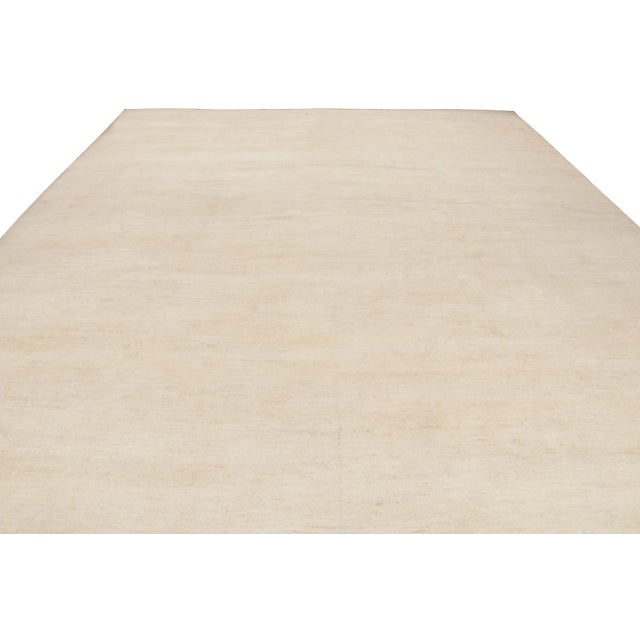 Modern Rug & Kilim’s Modern Textural Oversized Rug With Striae of Beige - 11'x19' For Sale - Image 3 of 7
