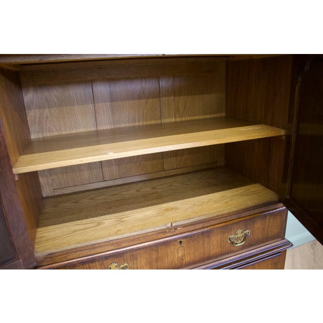 Brown Art Deco Walnut Tallboy Cabinet on Chest from Waring and Gillow, 1930s For Sale - Image 8 of 10