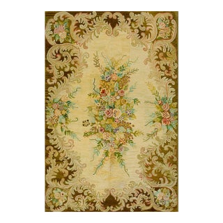 1930s Tan Camel Floral Folk Art Antique American Hooked Rug 6' X 9' Knotted Wool Carpet For Sale