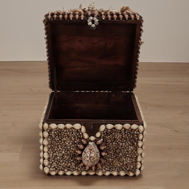 Vintage Large Seashell Encrusted Box For Sale - Image 14 of 14