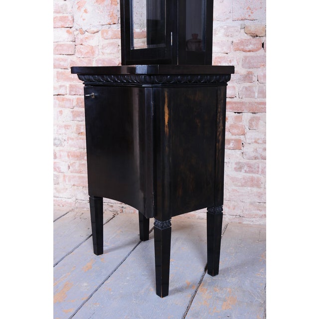 Art Deco Display Cabinet in Maple and Glass, France, 1920s For Sale - Image 10 of 18