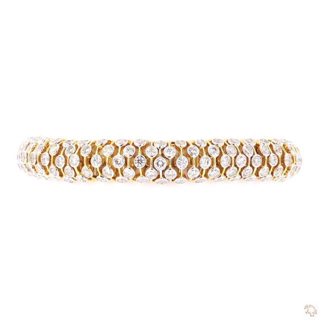 Modern 11.95 Carat Round Brilliant Cut Diamond Gold Bracelet For Sale - Image 3 of 8